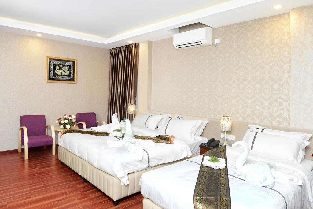 8Day Hotel Yangon Ngoại thất bức ảnh