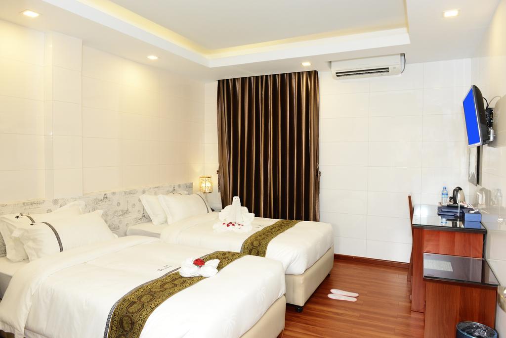 8Day Hotel Yangon Phòng bức ảnh