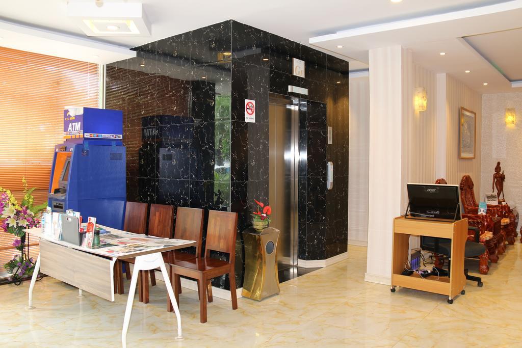 8Day Hotel Yangon Ngoại thất bức ảnh