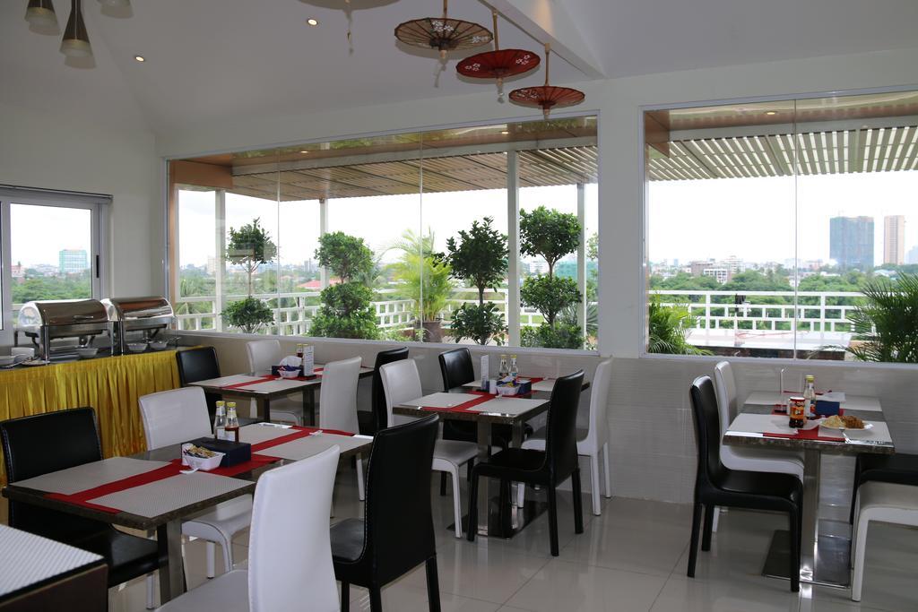 8Day Hotel Yangon Ngoại thất bức ảnh