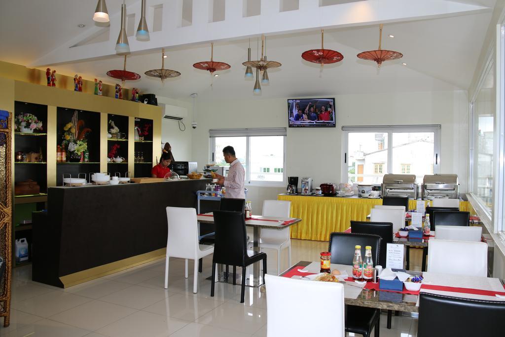 8Day Hotel Yangon Ngoại thất bức ảnh